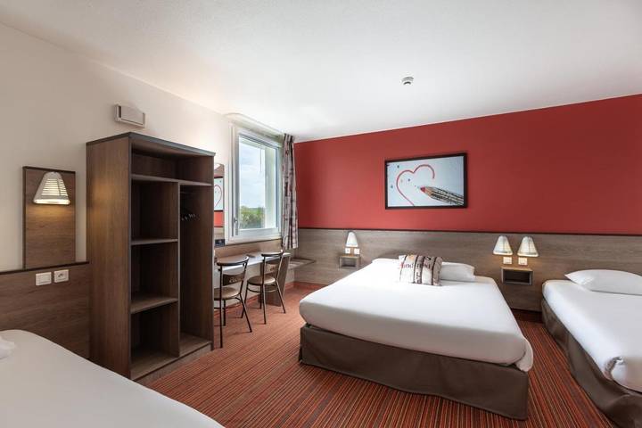 Hôtel pour 3 personnes à Déols - 3