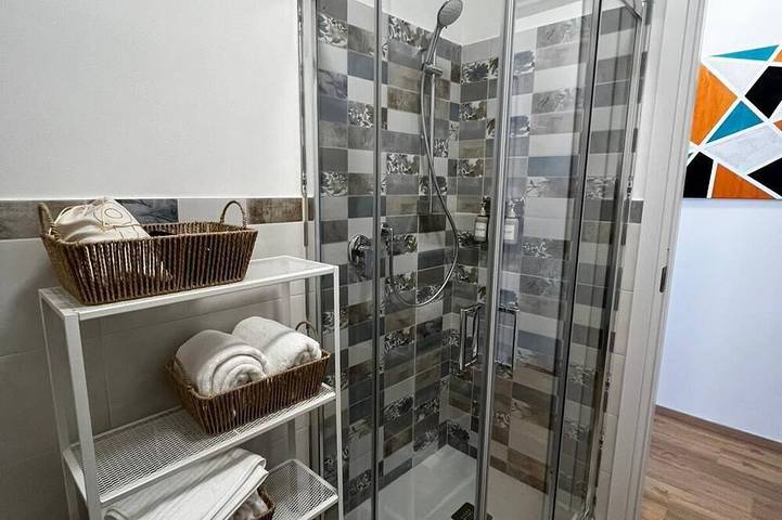 P4Cremahome Casa di ringhiera sulle orme di Cmbyn in Crema, Provincia di Cremona