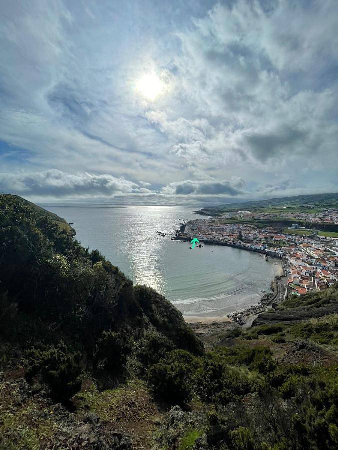 Location de vacances pour 2 personnes, avec vue et terrasse à Horta - 2