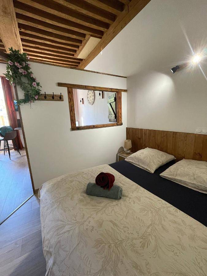 Appartement entier, Studio cosy -Hyper centre -Tout à pied in Paray-le-Monial, Région de Charolles
