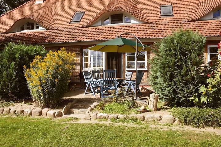 Ferienhaus für 4 Personen, mit Terrasse und Garten in Grammendorf
