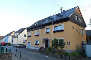 Gîte pour 5 personnes, avec balcon à Bendorf