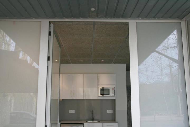 Location de vacances pour 27 personnes, avec Terrasse ainsi que Jardin et Piscine à Banyoles - 2