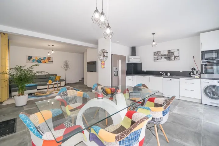 Chalet para 6 personas, con vistas al lago además de vistas y jardín - 1