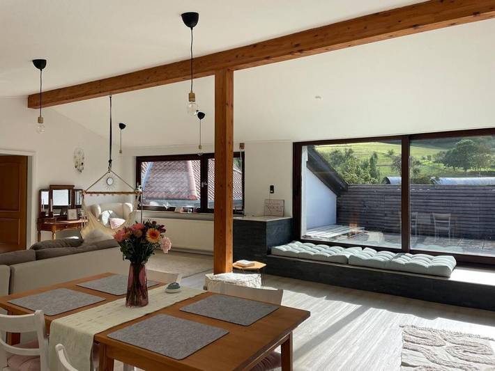 Ferienwohnung für 3 Personen, mit Balkon und Terrasse sowie Ausblick in Fürth (Odenwald)