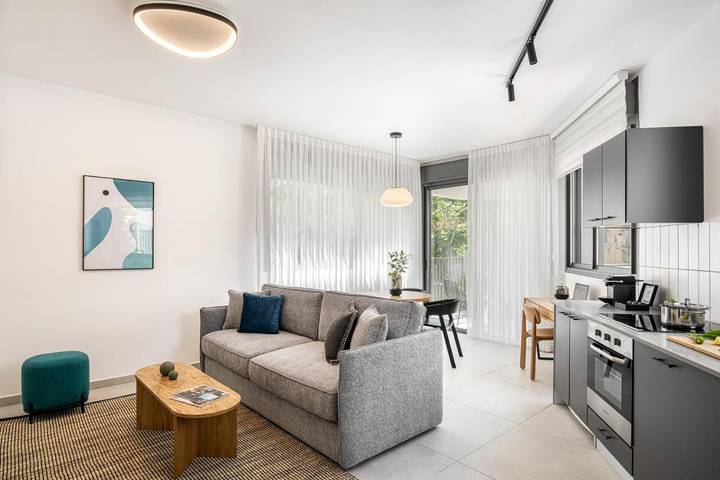Apartmenthotel für 6 Personen, mit Ausblick und Balkon - 1