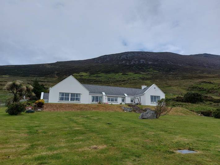 Gîte pour 2 personnes, avec vue ainsi que jardin et vue sur le lac dans Ile D Achill - 2