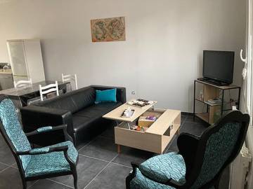 Gîte pour 4 personnes, avec terrasse et jacuzzi, adapté aux familles à Corbie
