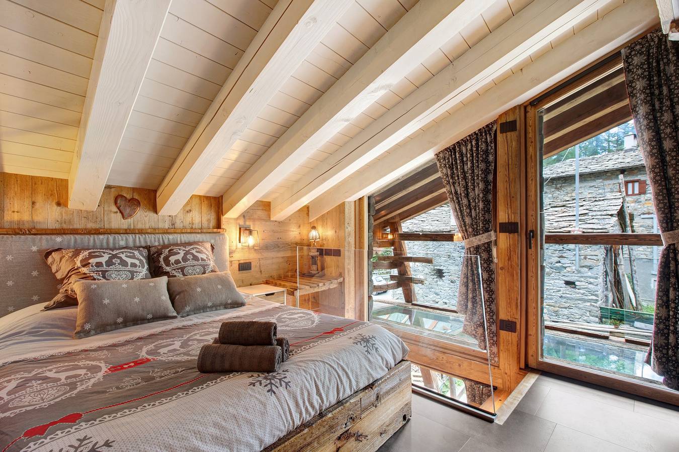 Chalet 'Lo Pailler De Mamma e Pappa' mit Bergblick, privater Terrasse, Wlan & Dampfbad in Maisonnasse (Valsavarenche), Valsavarenche