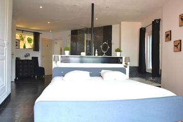 Villa pour 20 Personnes dans Six-Fours-les-Plages, Région de Toulon, Photo 1
