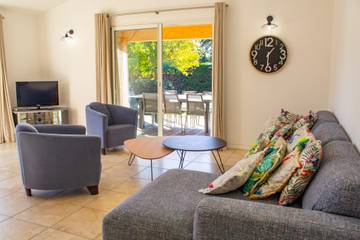 Villa pour 10 Personnes dans Zonza, Arrondissement de Sartène, Photo 1