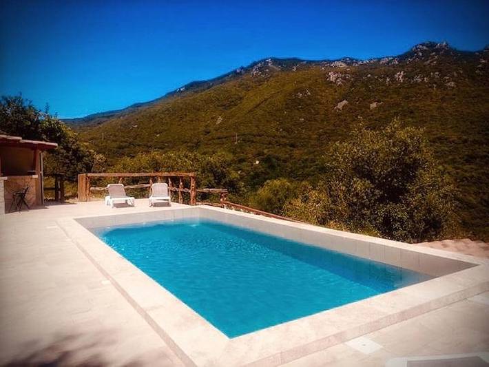 Albergo a gestione familiare per 3 persone, con piscina e panorama nonché terrazza - 1