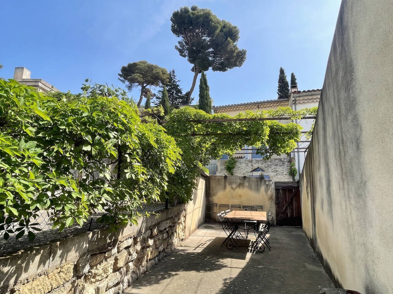 Authentic House in Montfrin with Terrace and Air Conditioning in Montfrin, Nimes region