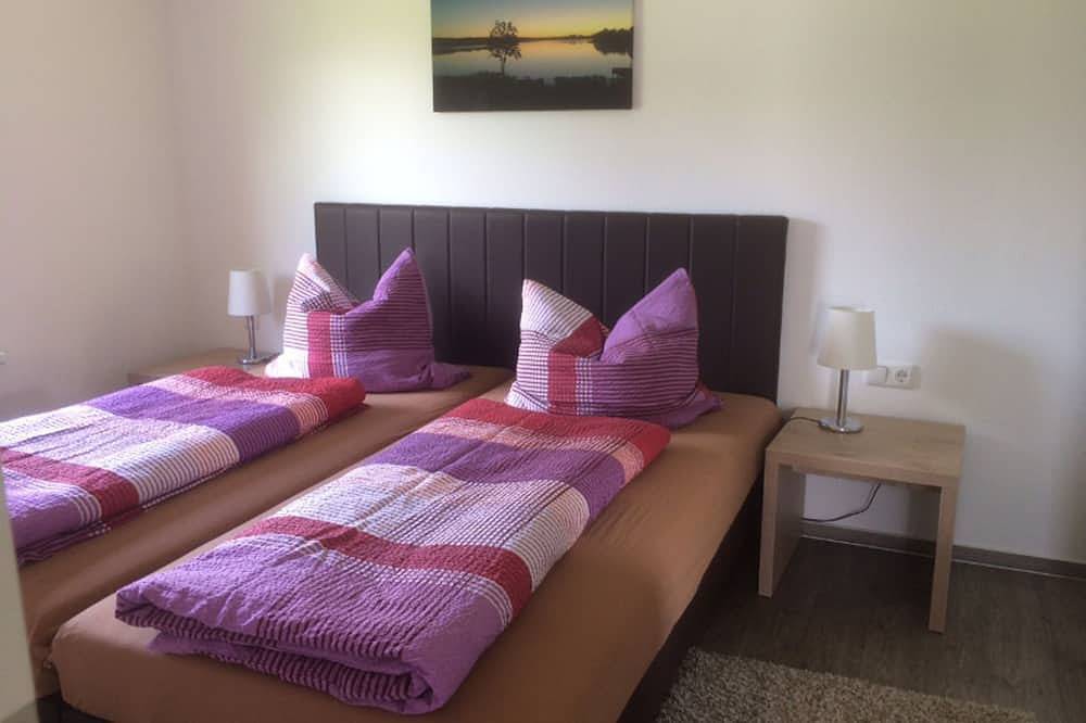 Ganze Wohnung, Ferienhaus Am Großen Priepertsee (21454) - Ferienhaus direkt am Wasser in Priepert, Mecklenburg-Strelitz