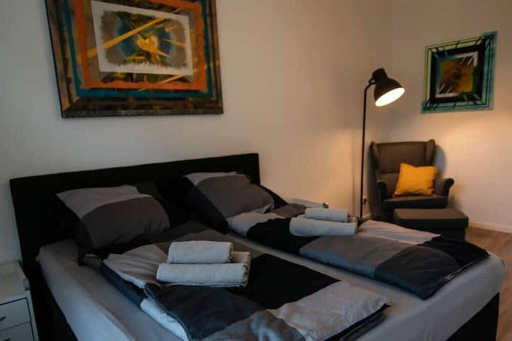 Ganze Wohnung, Modernes 65qm Kunst-Apartment für bis zu 6 Gäste in Gelsenkirchen, Ruhrgebiet