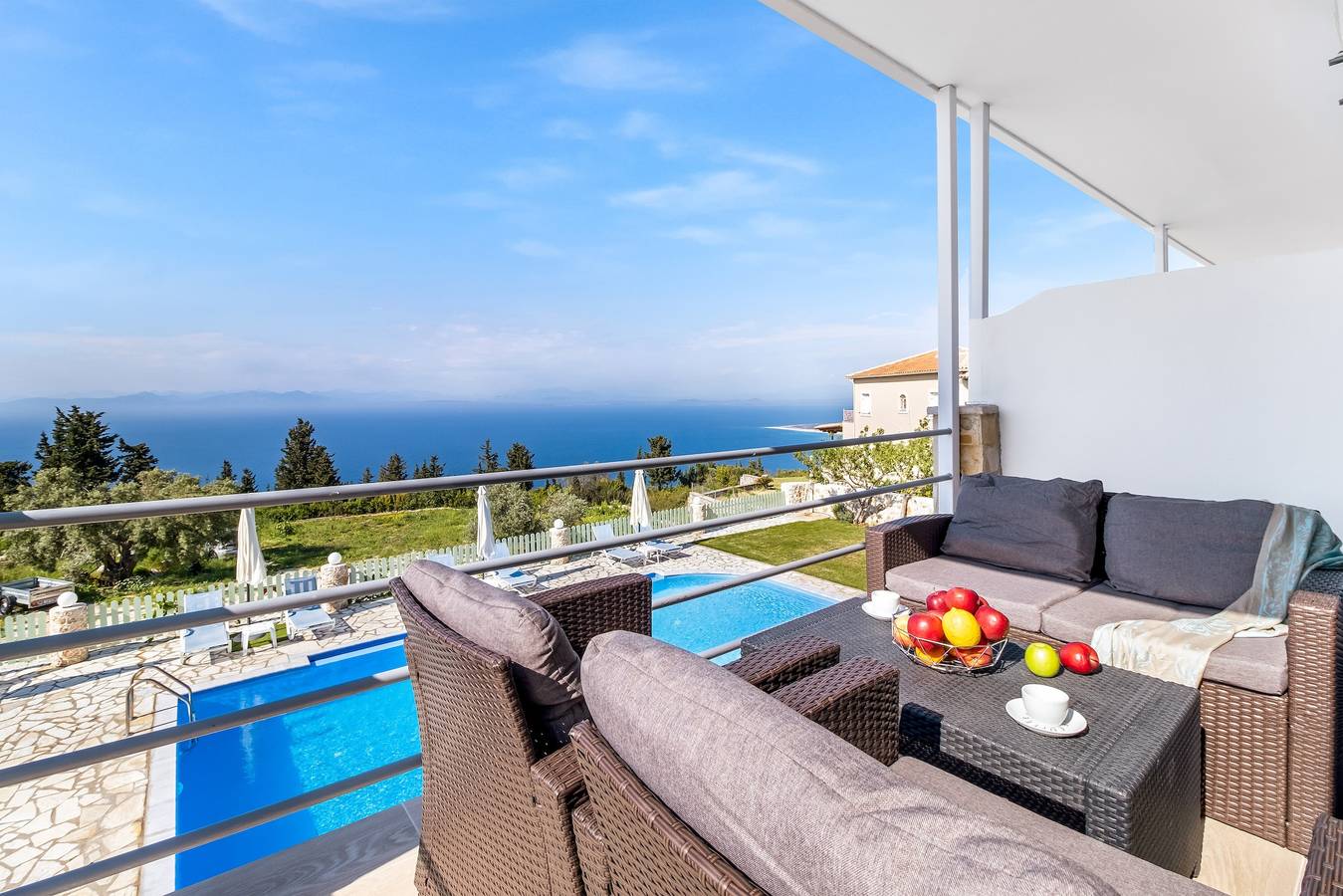 Entire apartment, Gkountis Deluxe Apartment: Sea View, Shared Pool & Wi-Fi in Greece