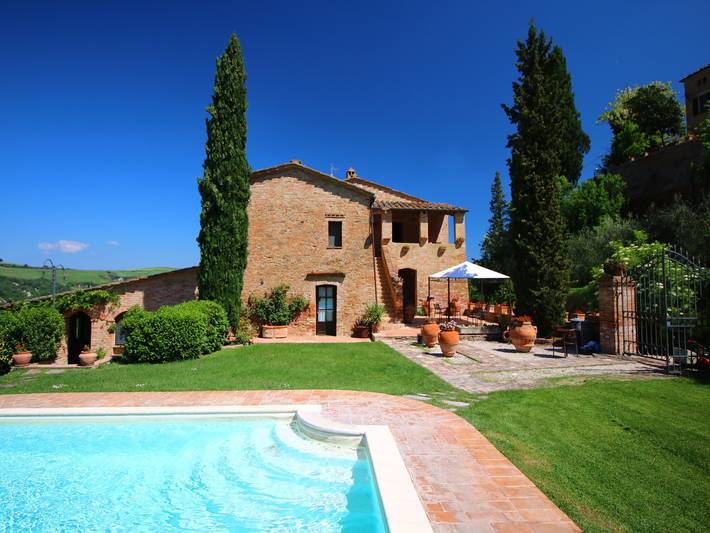 Gîte pour 4 personnes, avec jardin ainsi que piscine et terrasse, animaux acceptés à Montalcino - 4