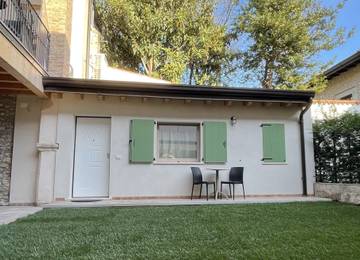 Ferienwohnung für 2 Personen, mit Garten in San Felice del Benaco