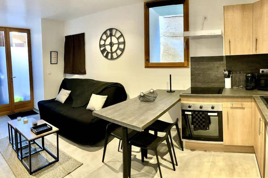 Appartement entier, Duplex au coeur du village in Les Mées, Alpes-de-Haute-Provence