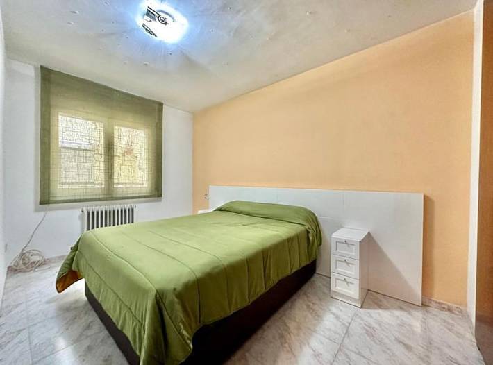 Gîte pour 10 personnes, avec balcon à Olot - 4