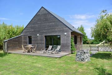Gîte pour 5 personnes, avec jardin et terrasse à Blainville-sur-Mer