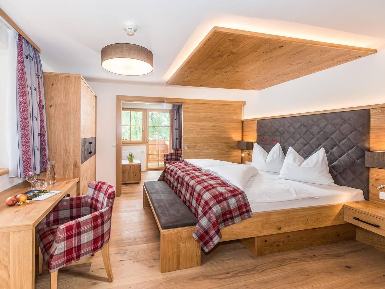Hotel Lindenhof - Doppelzimmer Deluxe, Dusche, Wc, Fr, Kurz in Ramsau am Dachstein, Schladming-Dachstein