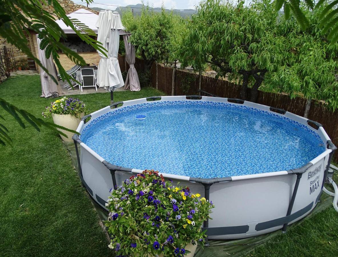Four-Bedroom House in Morillo de Monclus, La Fueva