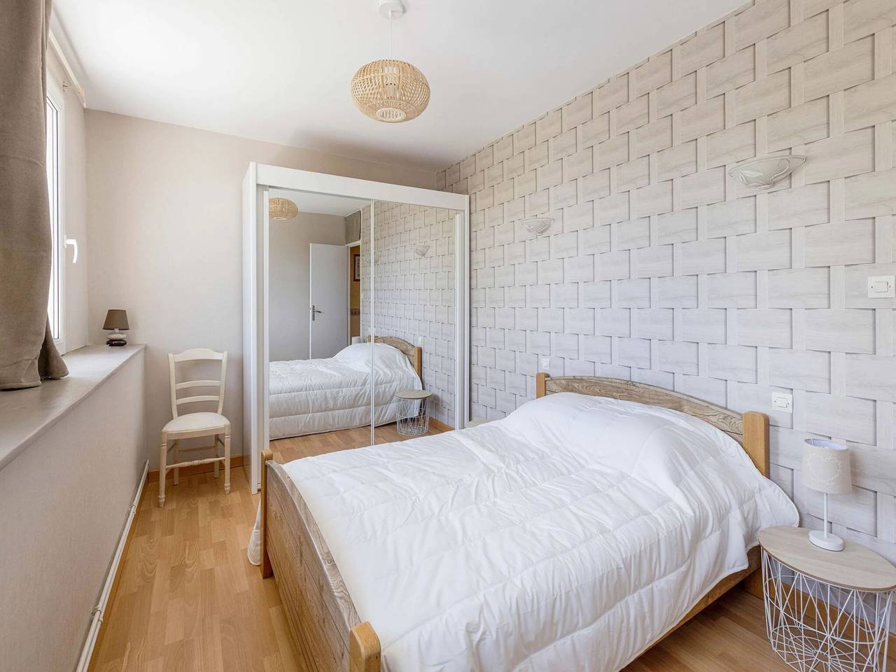 Maison de vacances pour 8 personnes avec jardin in Montaigu-la-Brisette, Côte de la Déroute