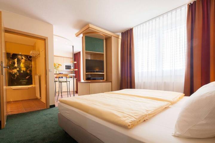 Hotel für 2 Personen, mit Sauna in Leipzig-Ost - 4