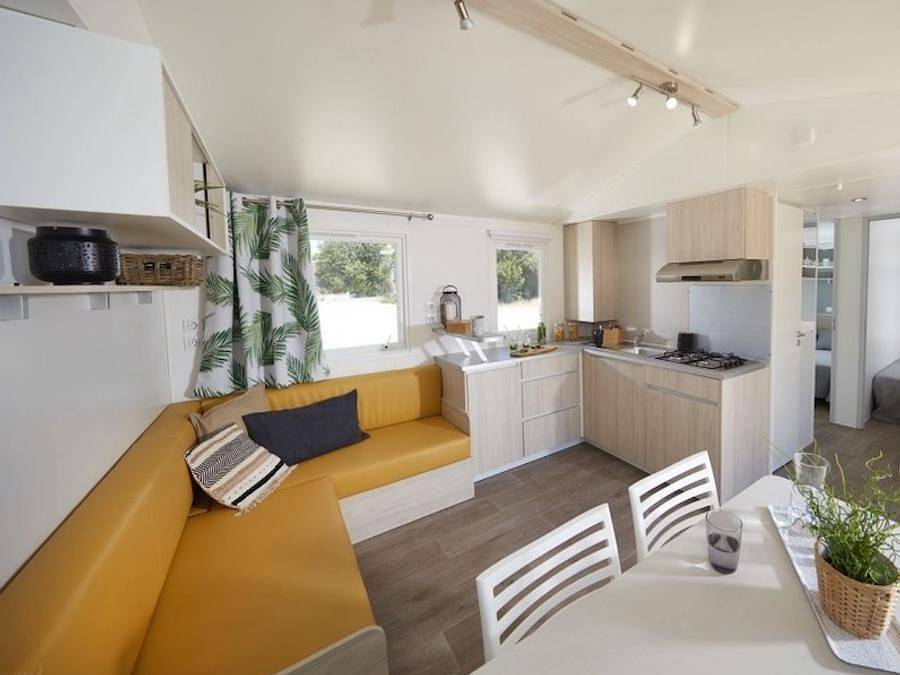 Camping Le Clos de Balleroy - Mobilhome 8 personnes - Mobil home Eva 40 - 4 chambres 1 sdb - 40m² + terrasse semi couverte in Balleroy, Région de Bayeux