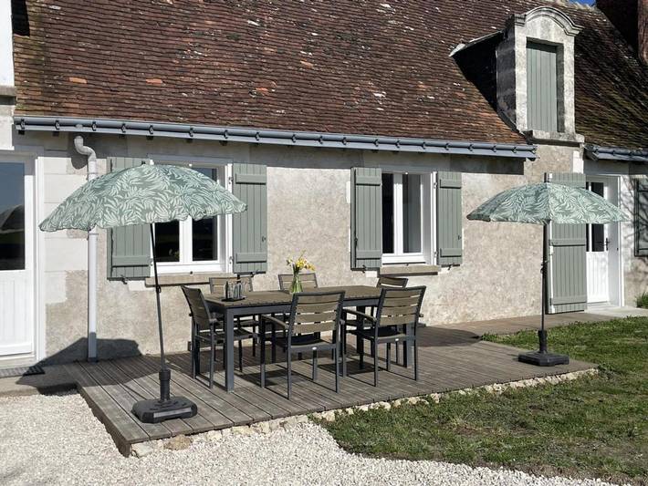 Location de vacances pour 5 personnes, avec terrasse et jardin à Manthelan - 2