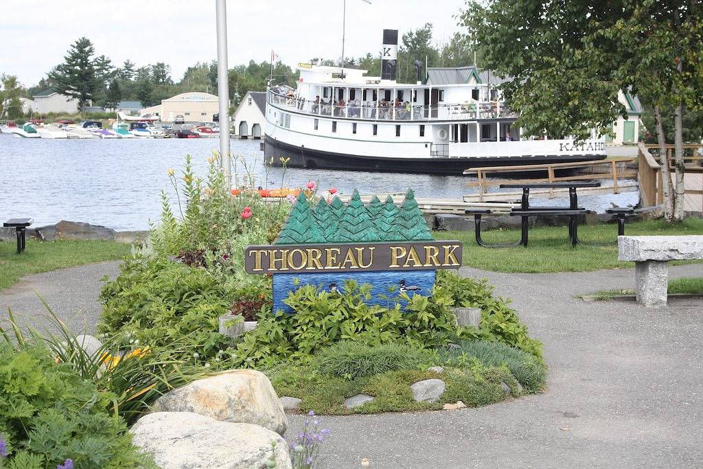 Ruhiges, haustierfreundliches Cottage in der Nähe von Moosehead Lake! in Moosehead Lake