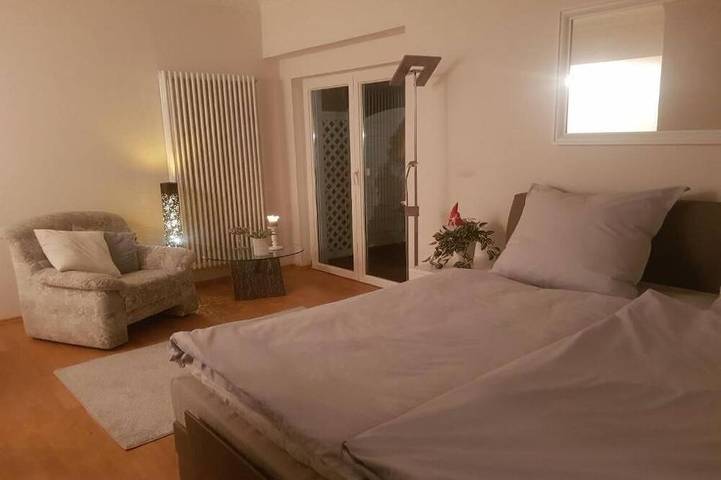 Ferienwohnung für 4 Personen, mit Terrasse und Garten in Nordenham - 2