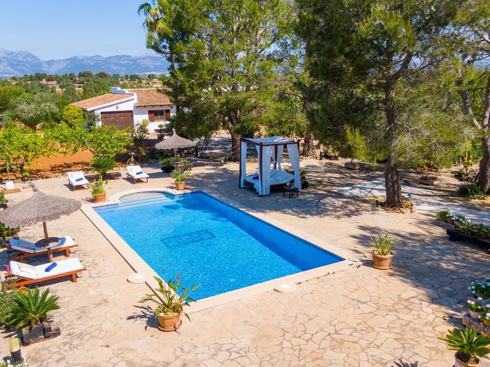 Finca für 4 Personen, mit Garten und Pool in Llubí