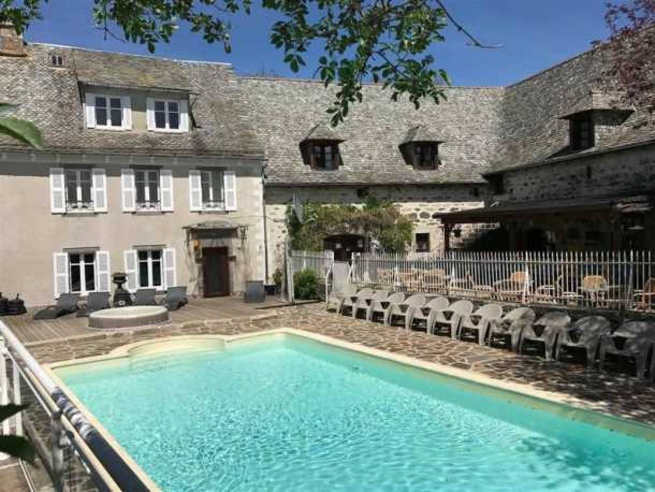 Camping 3 étoiles - Piscine  - eeeege in Graissac, Argences en Aubrac