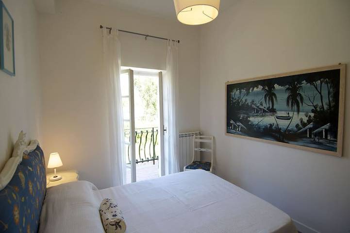 Villa Francesca Romana<br>Relax by the lake a few meters from the sea in Mezzomonte (Latina), Sabaudia