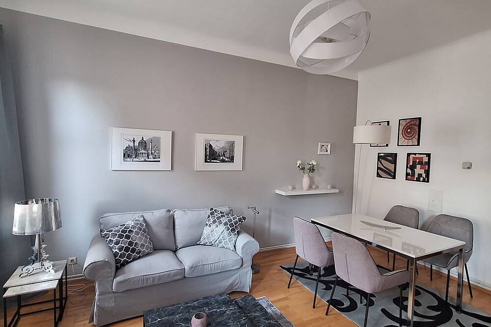 Ganze Wohnung, Kurzzeitmiete (short time rent) ab 1 Monat für \n1-2 Pers., Bestlage, near center in Wien, Wienerwald