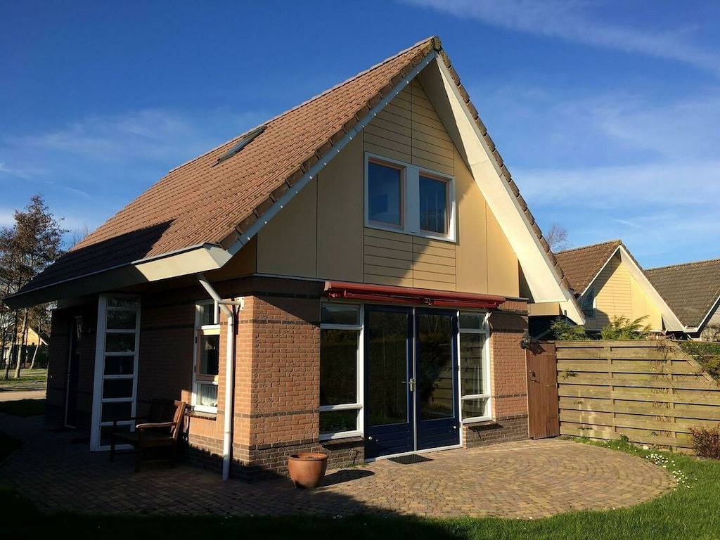 Waterhome Sauna 6 in Medemblik, IJsselmeer