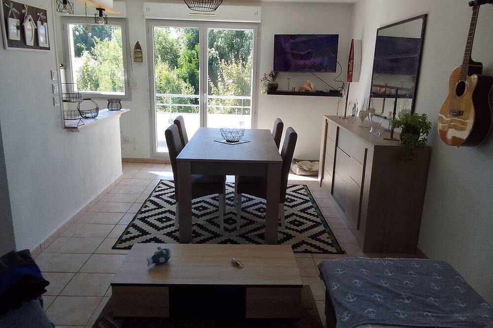 Ganze Wohnung, \"Les Baigneurs\" Apt 3 * very quiet in resi 2 bedrooms and balcony. Private parking lot in Mers-les-Bains, Abbeville und Umgebung