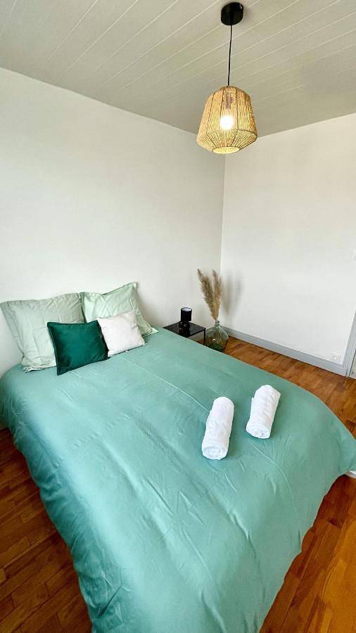 Appartement entier, Le Bel Horizon - Chaleureux & Lumineux proche gare in Roanne, Région de Roanne