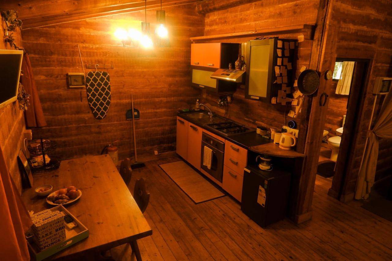 Etna Rural Cottage with Jacuzzi in Pedara, Etna