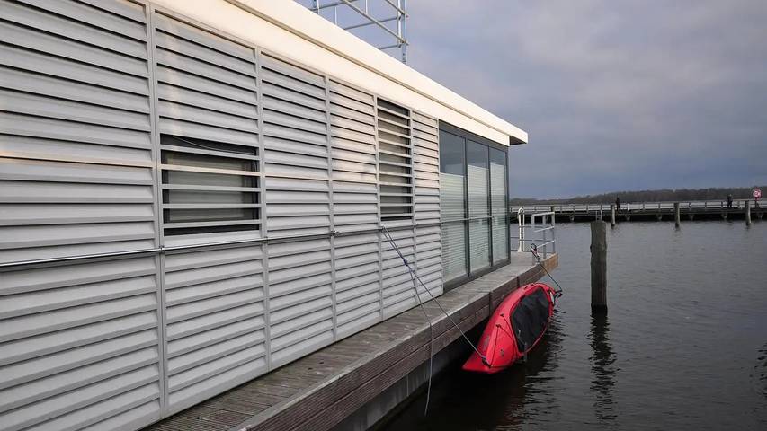 Boot für 5 Personen, mit Terrasse in Ribnitz-Damgarten
