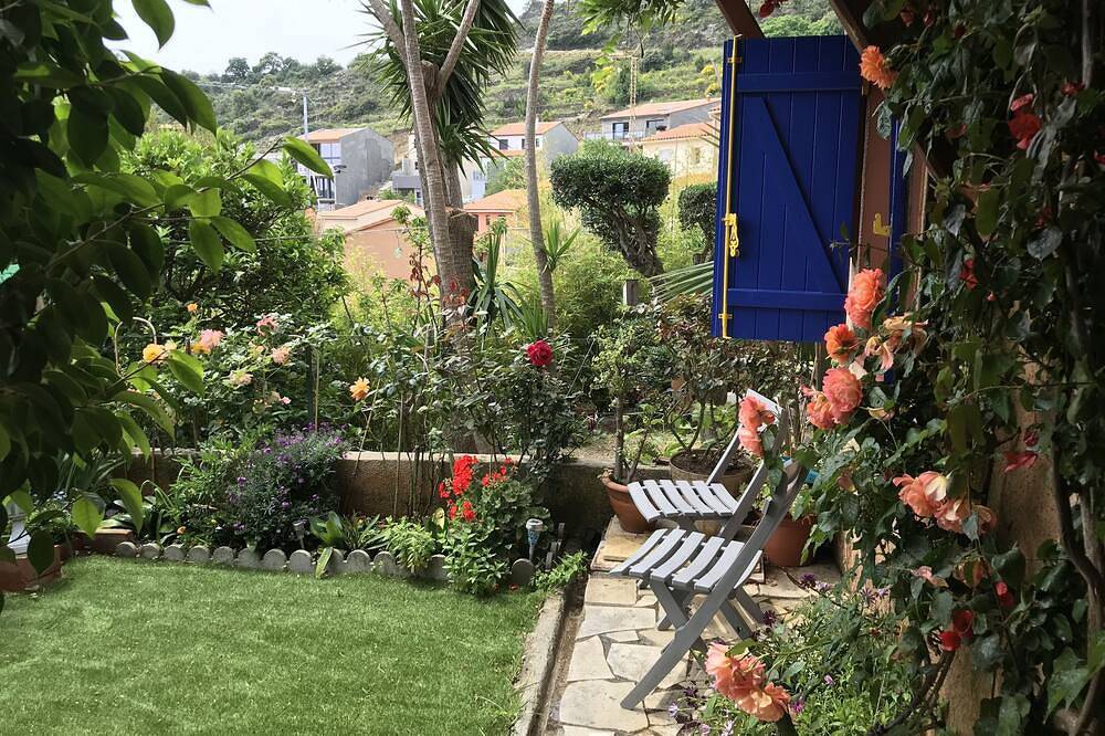 Entire apartment, Comfortable apartment in a quiet neighbourhood in La Côte Vermeille, Port-Vendres