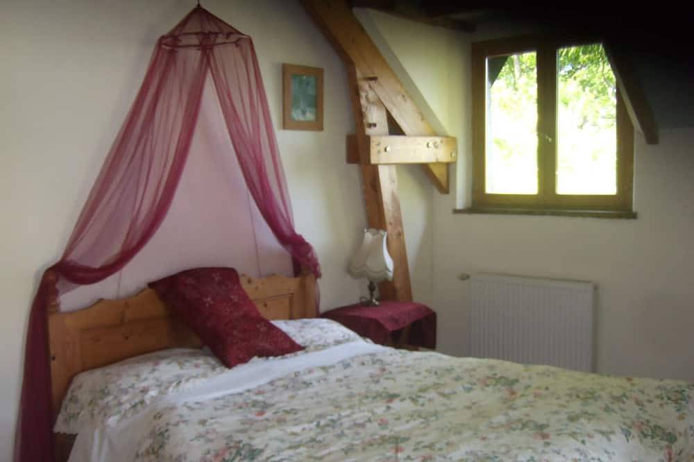 Lovely House 12K from the bay of Mont Saint Michel in La Lucerne-d'Outremer, Côte de la Déroute