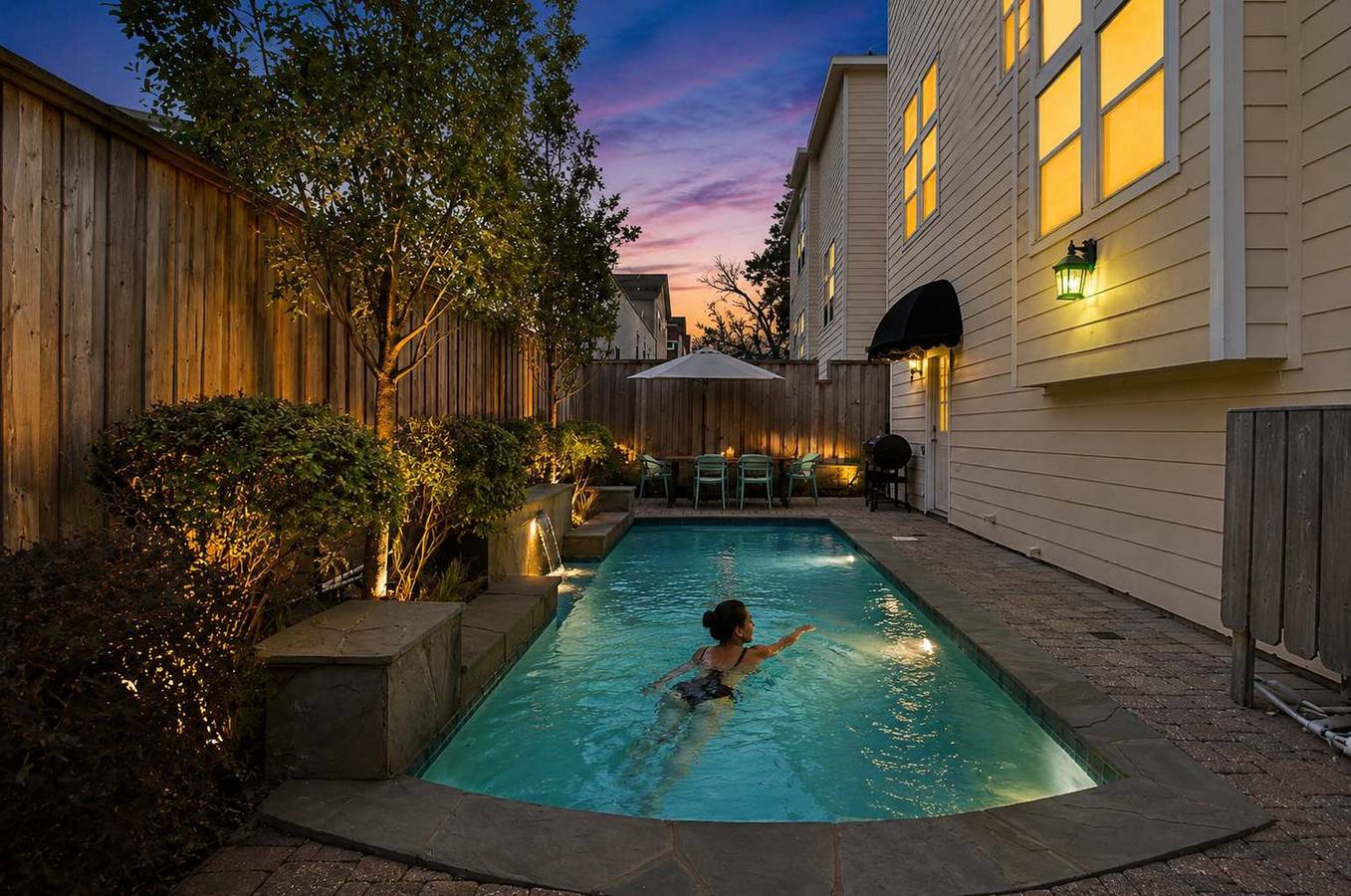 Luxurious 6Br/3.5 Roomy and cozy home with pool - 10 Guests in Houston, Harris County