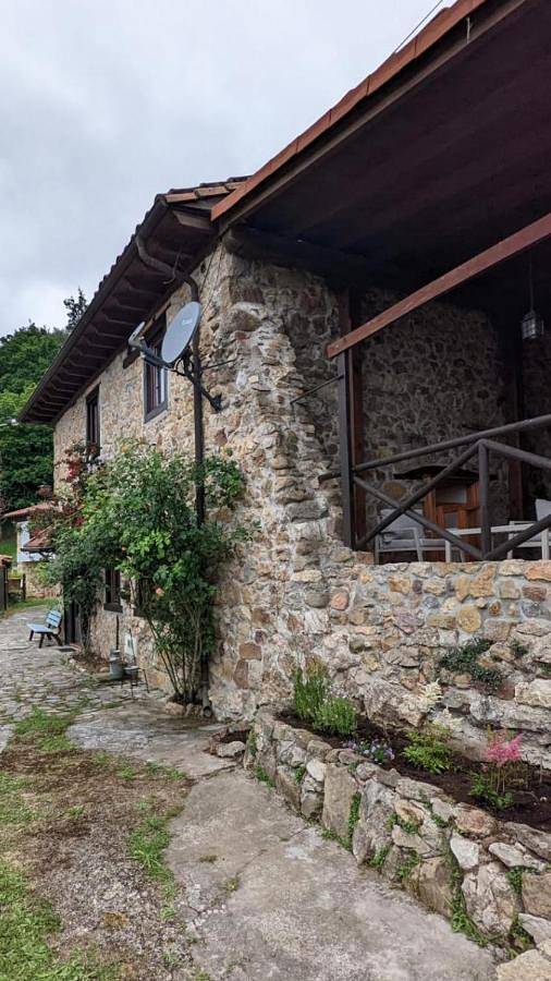 Casa rural para 5 personas, con Balcón y Terraza además de Jardín y Vistas en Arriondas - 3