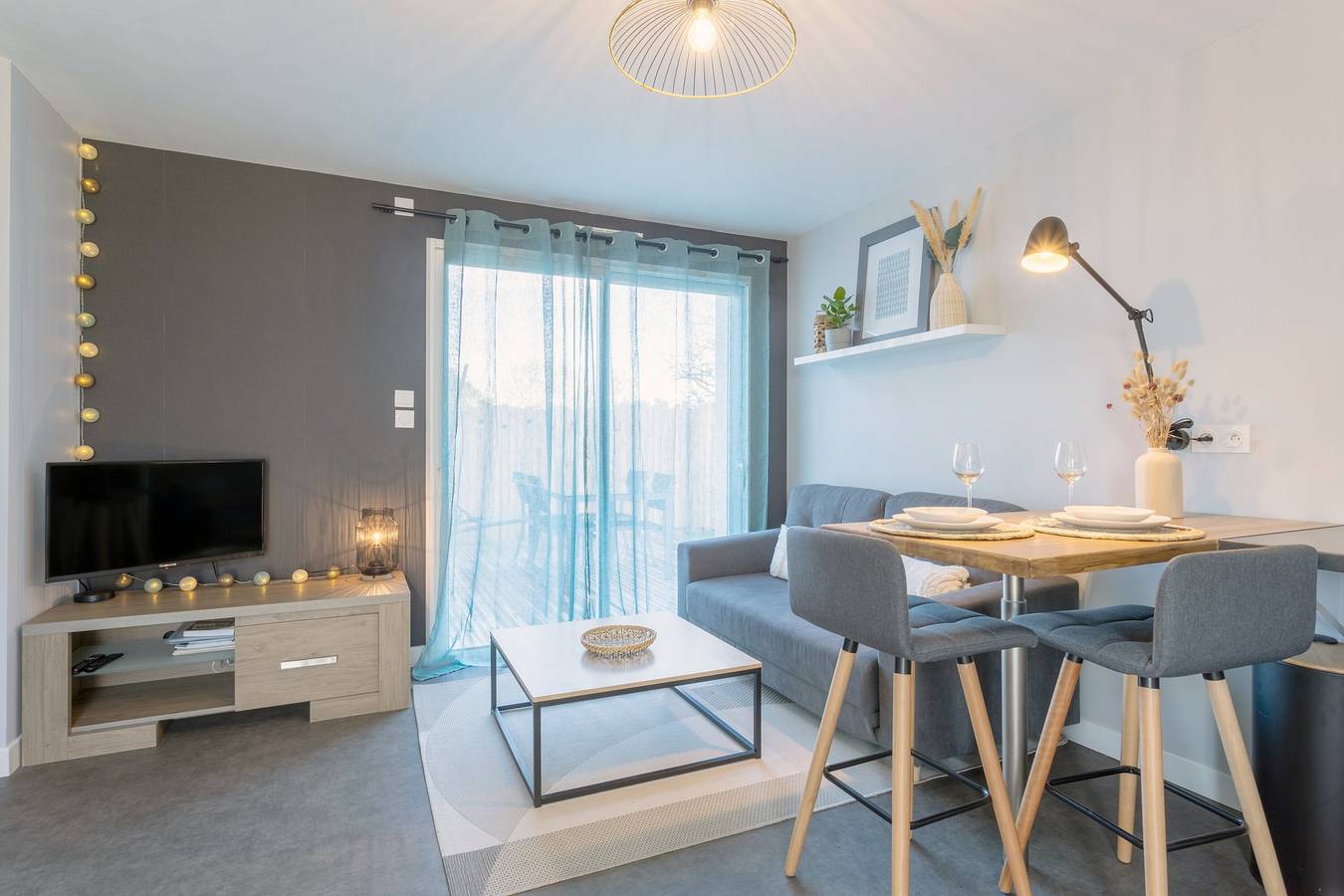 Appartement entier, Appartement "Le Studio" avec jardin privé et Wi-Fi in Erdeven, Côte des Mégalithes