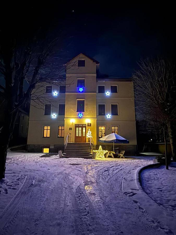 Willa Pod Gwiazdami & Spa in Kudowa-Zdrój, Sudety (Polska)