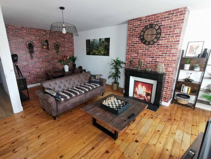 Gîte pour 7 personnes, avec balcon à Ambert - 2