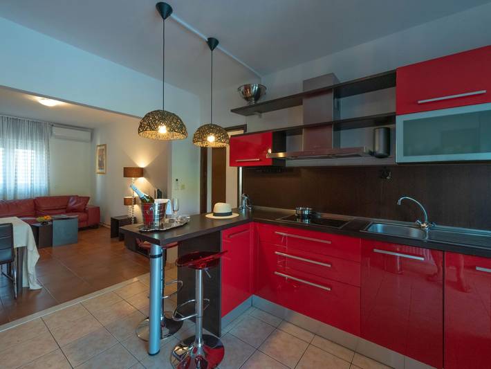 Villa in Ugljane mit privatem Pool in Dalmatinisches Zagora